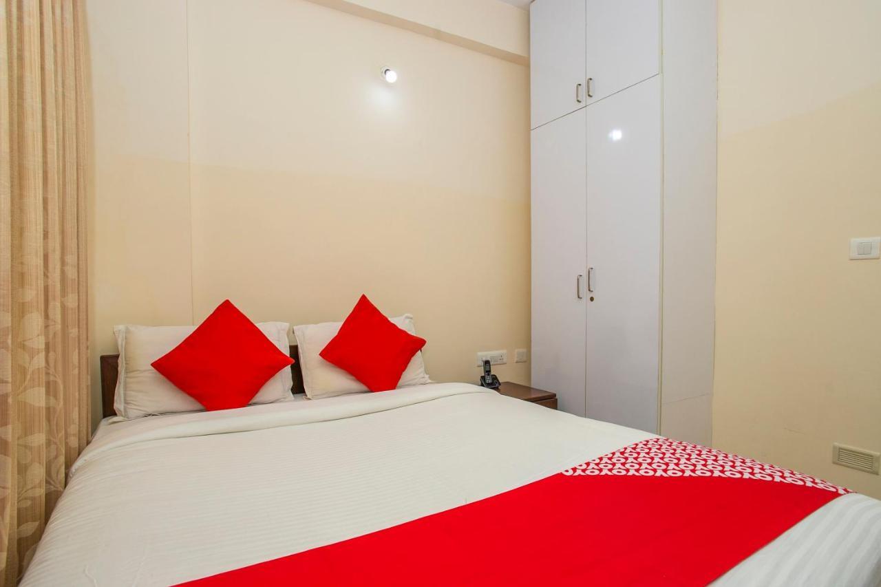 Oyo 4797 Lulu Hospitality Ξενοδοχείο Yelahanka Εξωτερικό φωτογραφία