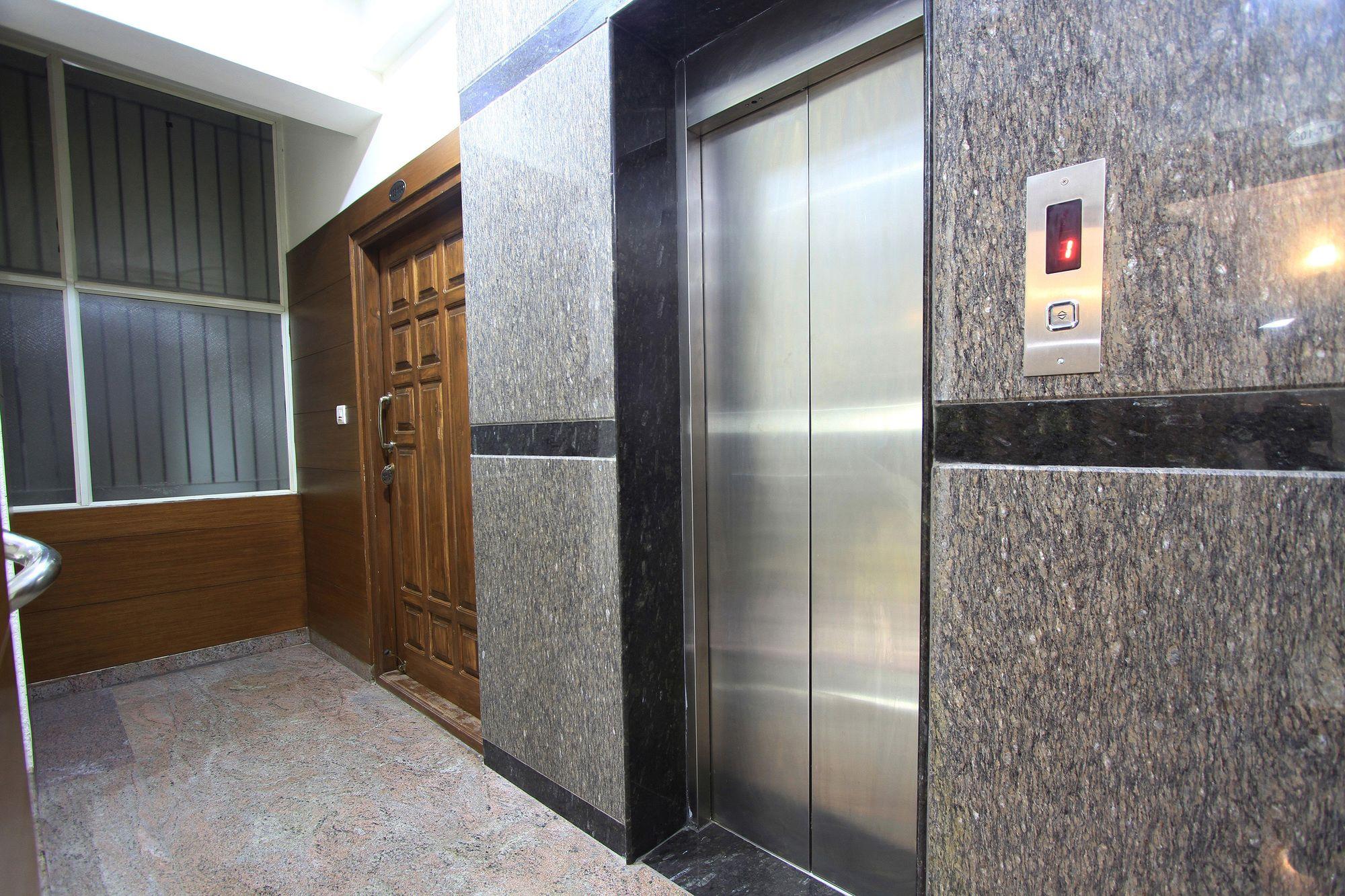 Oyo 4797 Lulu Hospitality Ξενοδοχείο Yelahanka Εξωτερικό φωτογραφία