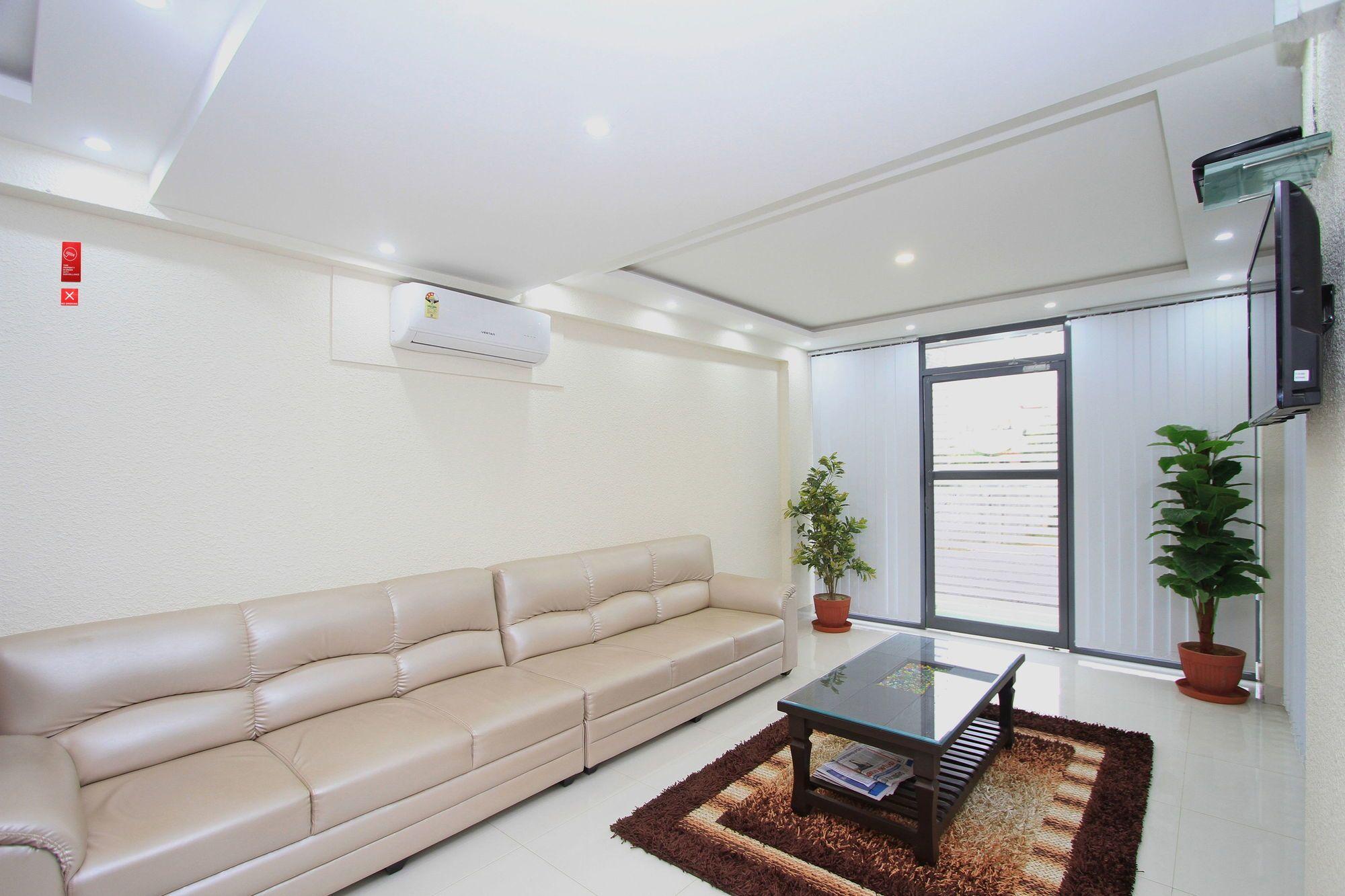 Oyo 4797 Lulu Hospitality Ξενοδοχείο Yelahanka Εξωτερικό φωτογραφία
